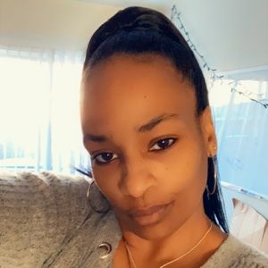 Meet your Posher, Lanore